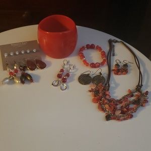 Assorted jewelry set